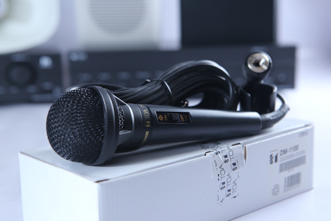 Micro có dây điện động TOA DM-1100